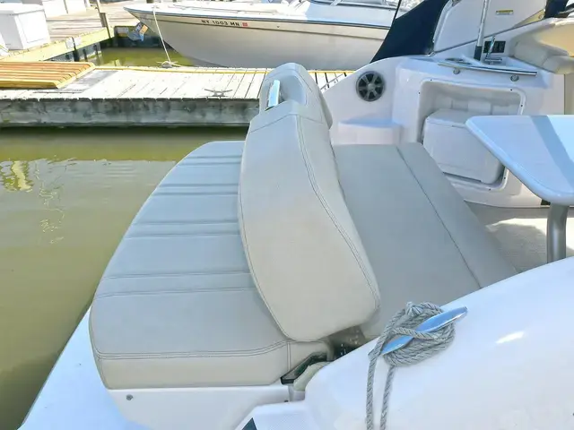 Regal 28'