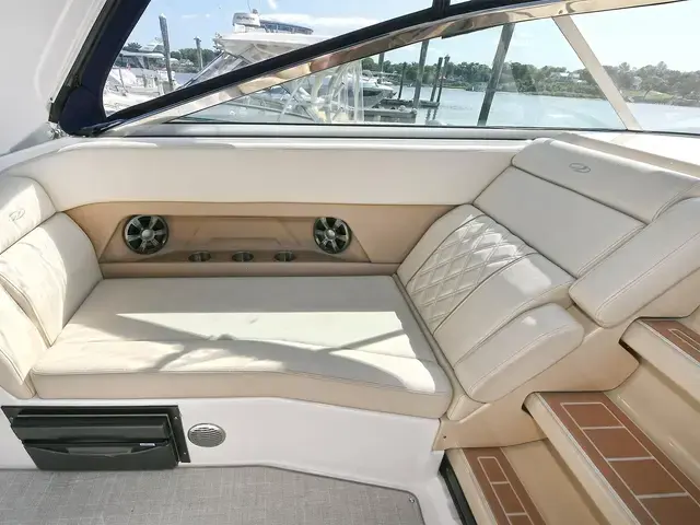 Regal 28'