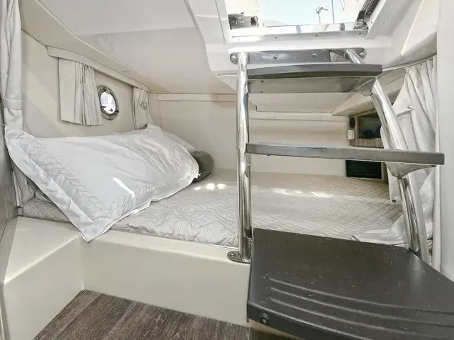 Regal 28'