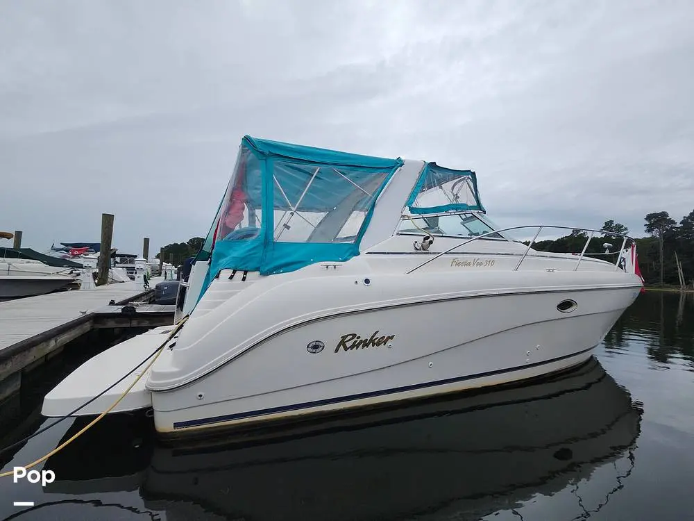 2001 Rinker 310 fiesta vee