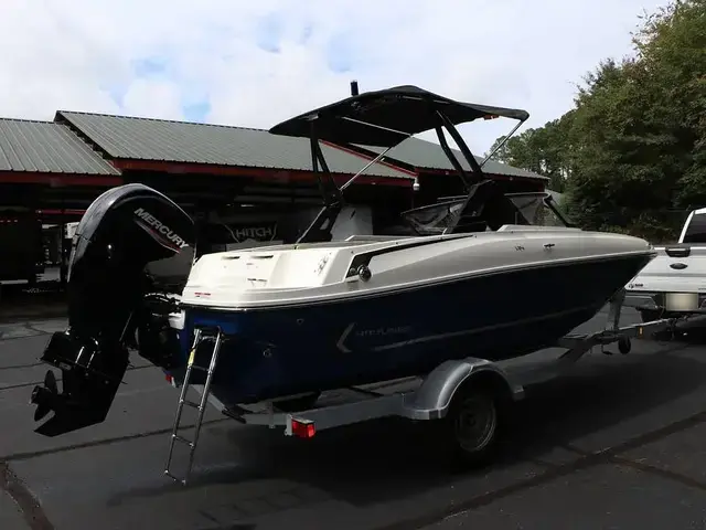 Bayliner VR4