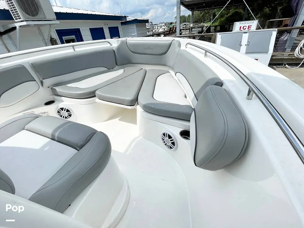 2022 Nauticstar 2102 legacy