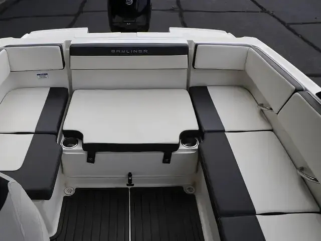 Bayliner VR4