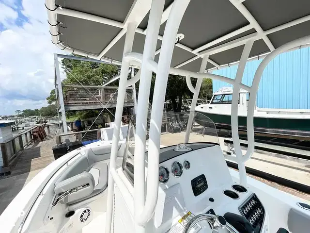 NauticStar Boats 2102 Legacy