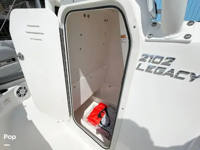 NauticStar Boats 2102 Legacy