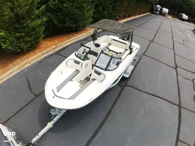 Bayliner VR4