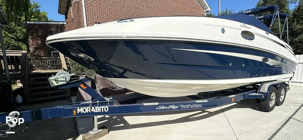 2011 Sea Ray 260 sundeck