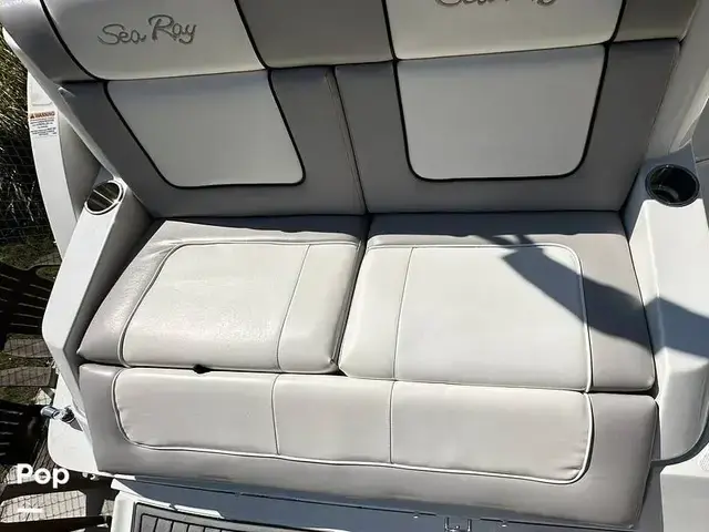 Sea Ray 260 Sundeck