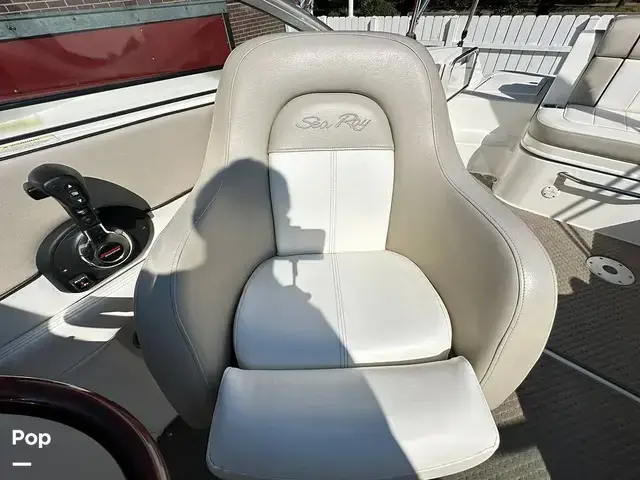 Sea Ray 260 Sundeck