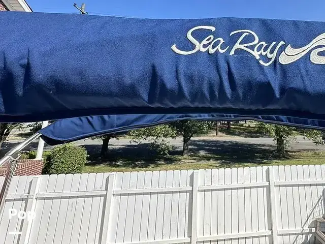 Sea Ray 260 Sundeck