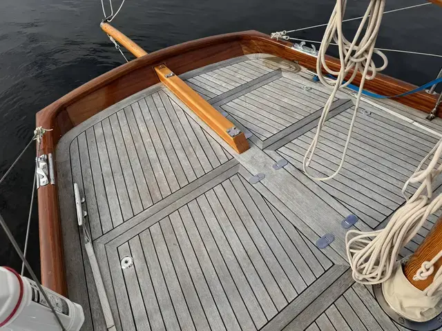 Classic Spirit Yachts 42' Gaff Yawl