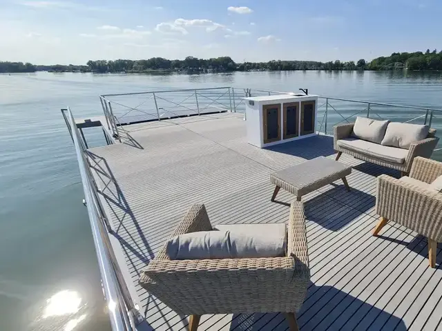 Campi 460 Houseboat