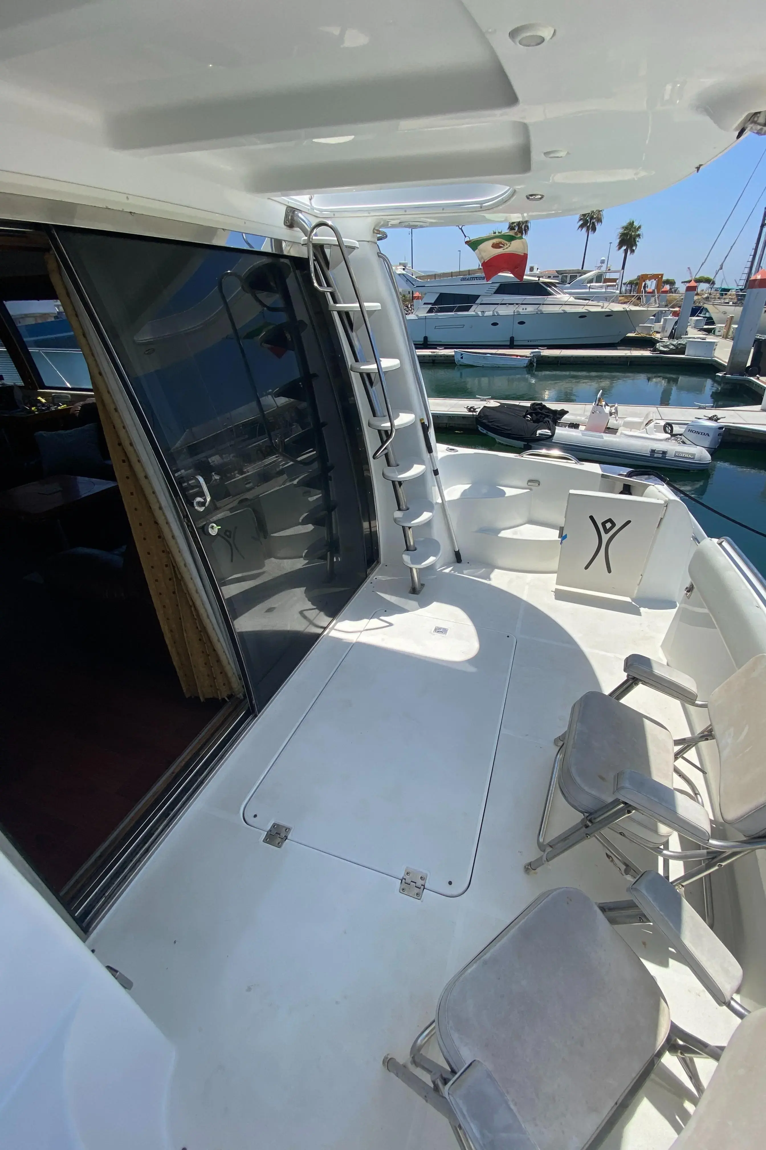 2002 Carver 570 voyager pilothouse