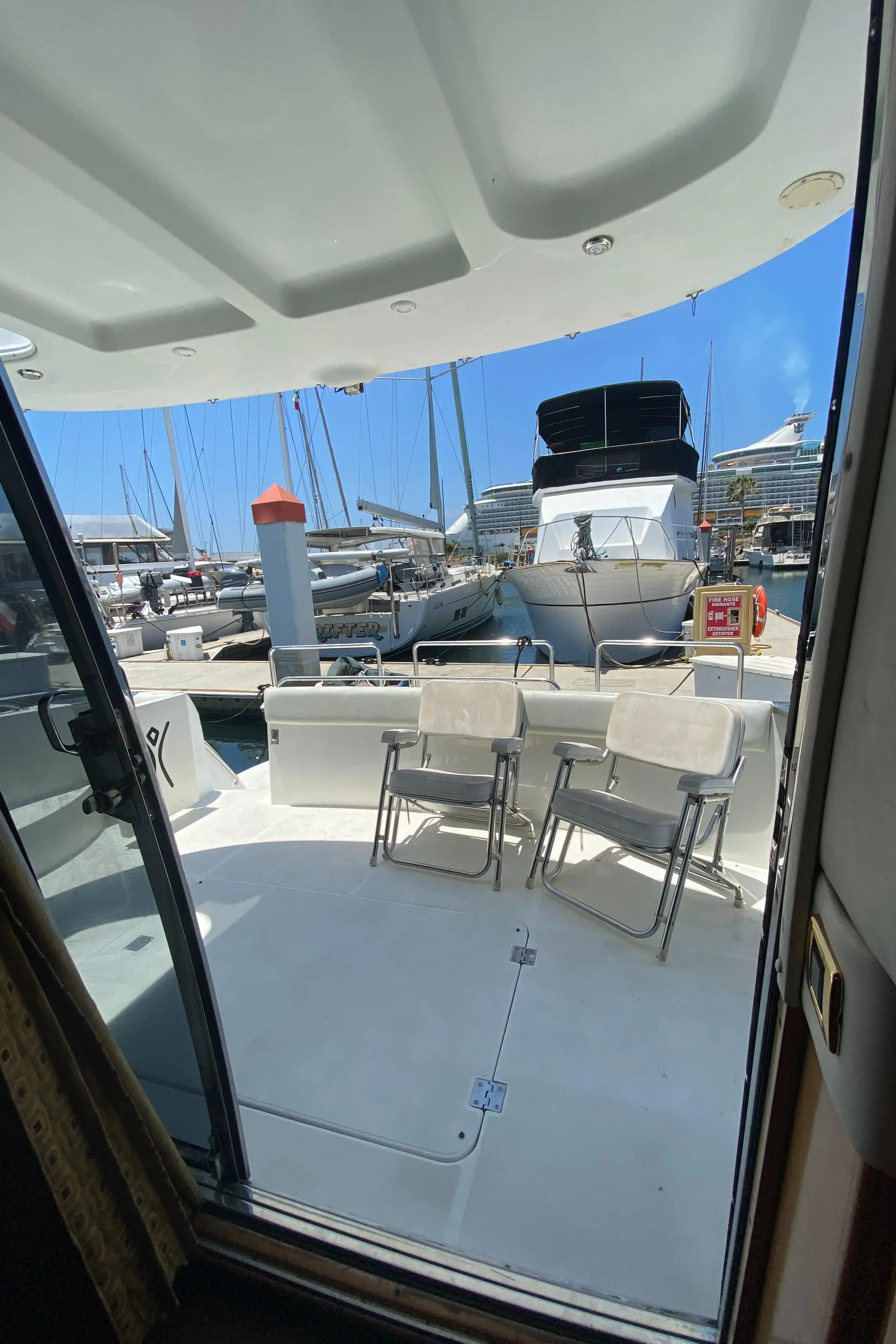 2002 Carver 570 voyager pilothouse