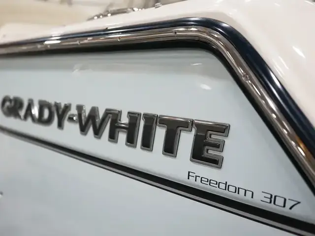 Grady-White Freedom 307