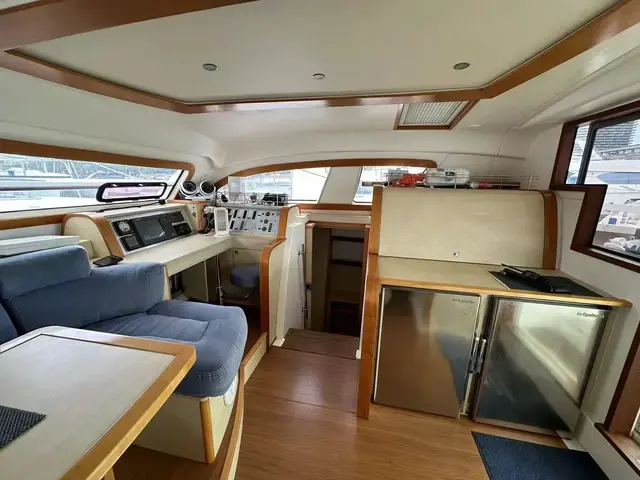 Catana 47