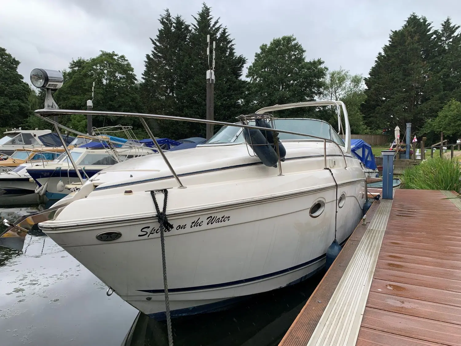 2001 Rinker 270 fiesta vee