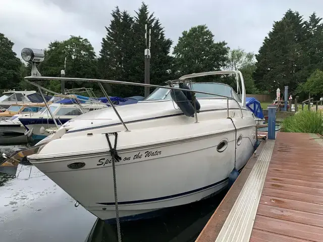 Rinker 270 Fiesta Vee