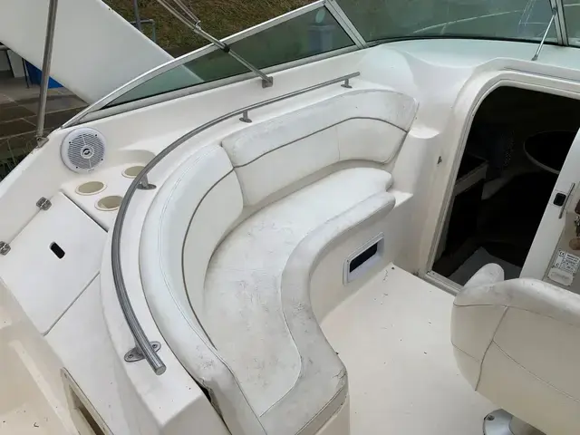 Rinker 270 Fiesta Vee