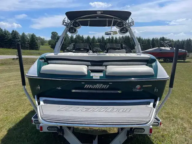 Malibu 22 MXZ