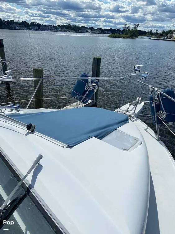 1996 Carver 330 mariner