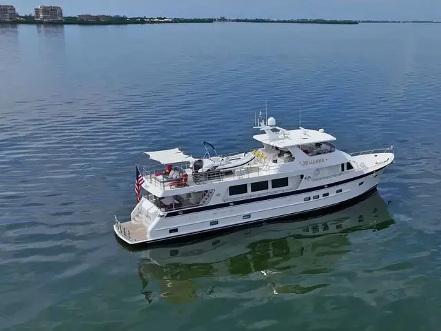 Outer Reef 900 Motoryacht