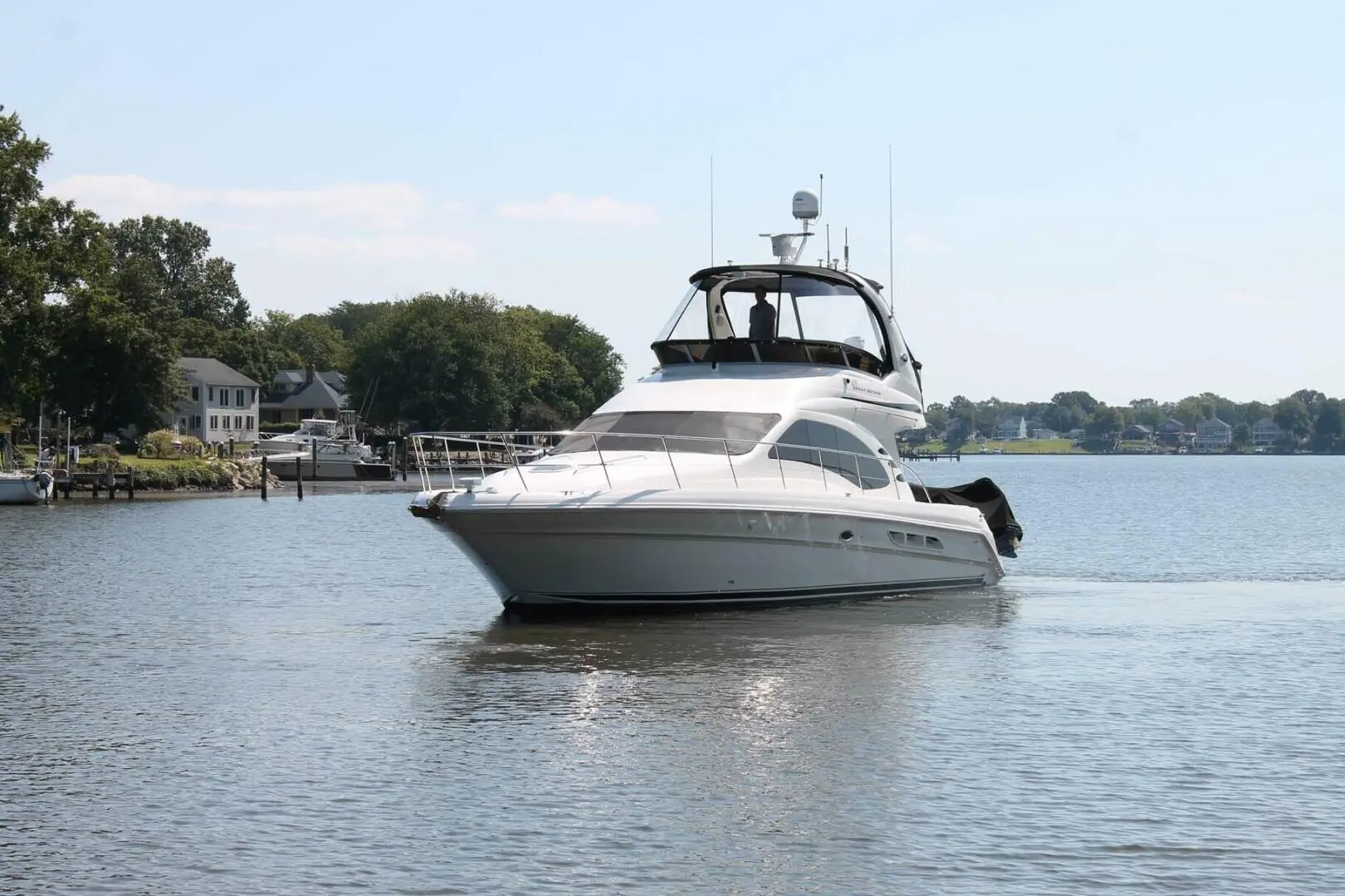 2005 Sea Ray 420 sedan bridge