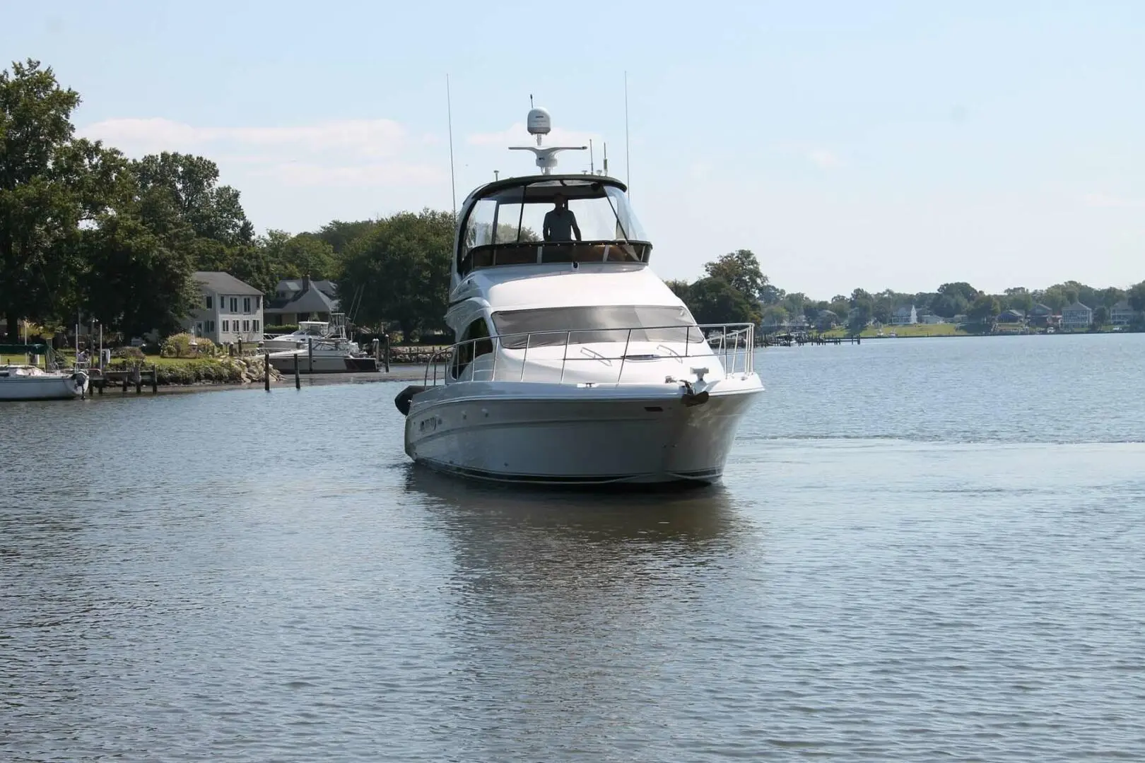 2005 Sea Ray 420 sedan bridge