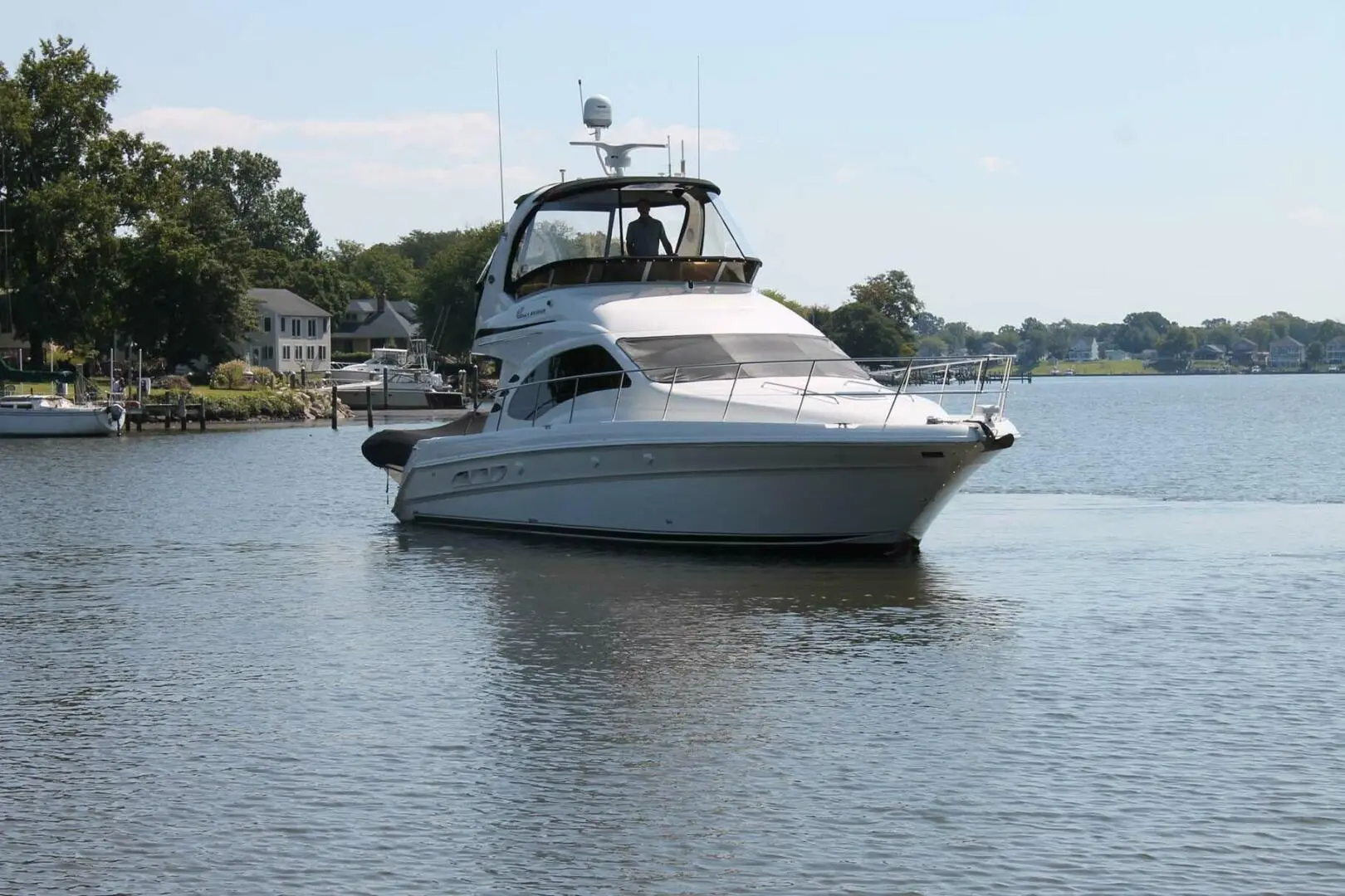 2005 Sea Ray 420 sedan bridge