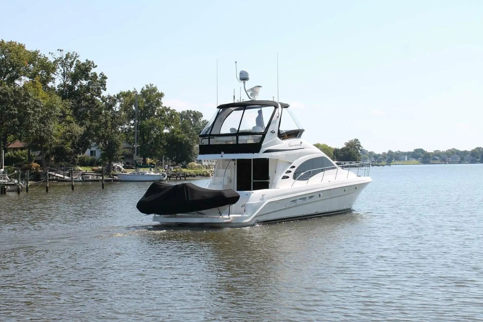 2005 Sea Ray 420 sedan bridge