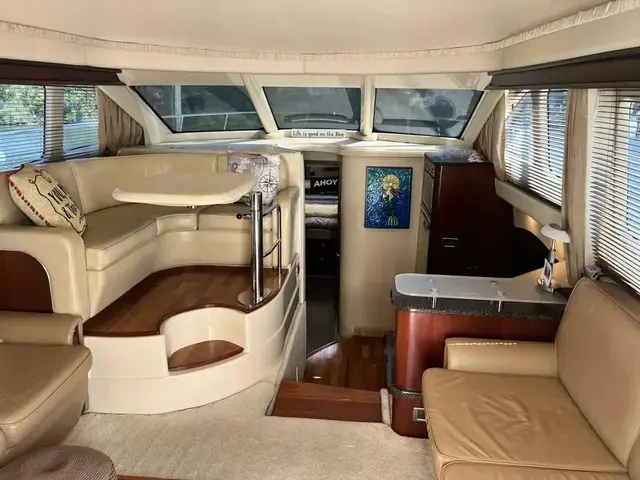 Sea Ray 420 Sedan Bridge