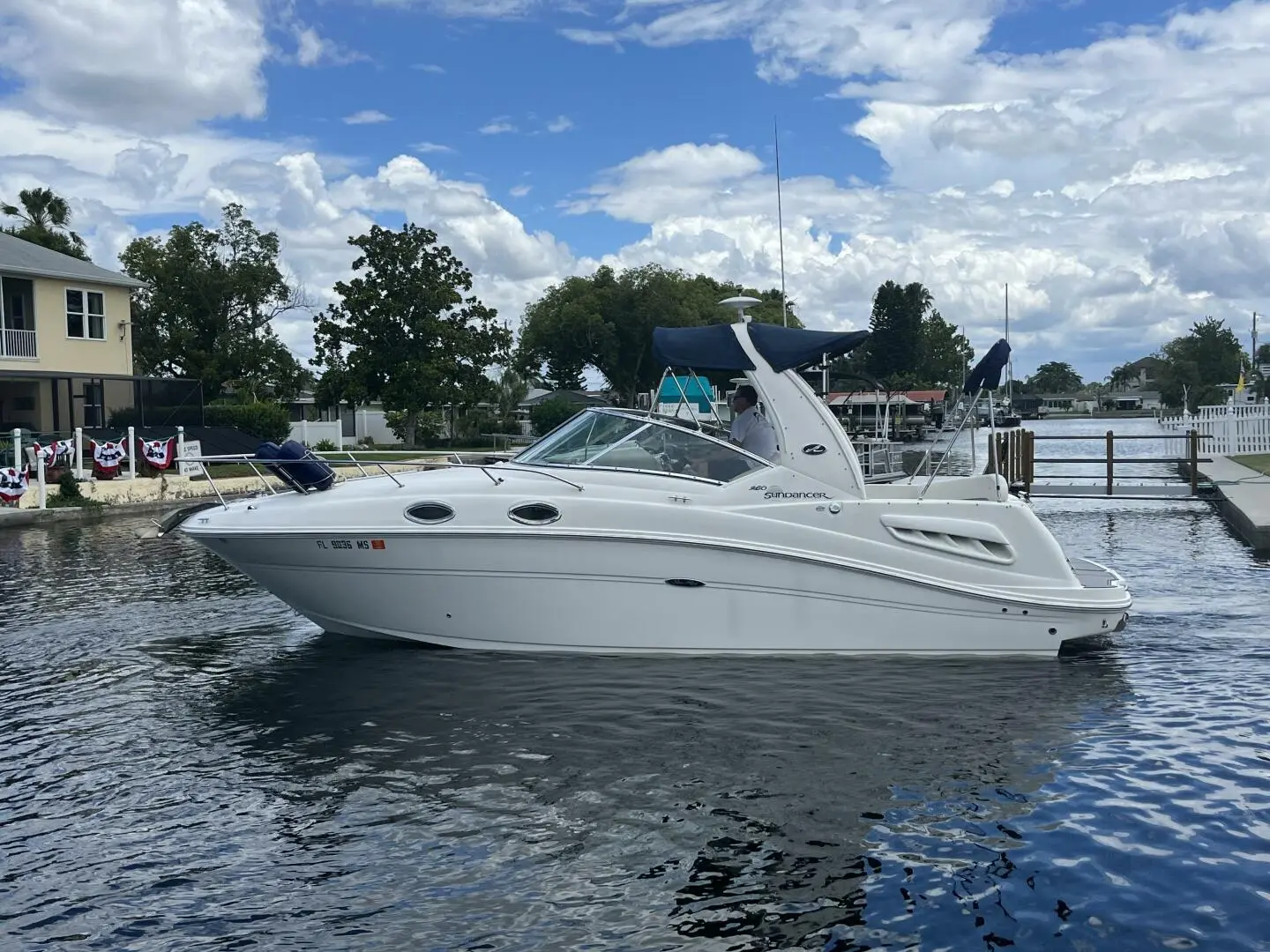 2005 Sea Ray sundancer 260