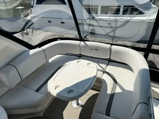 Sea Ray 420 Sedan Bridge