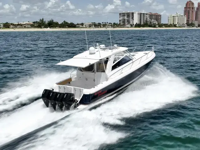 Intrepid Boats Sport Yacht