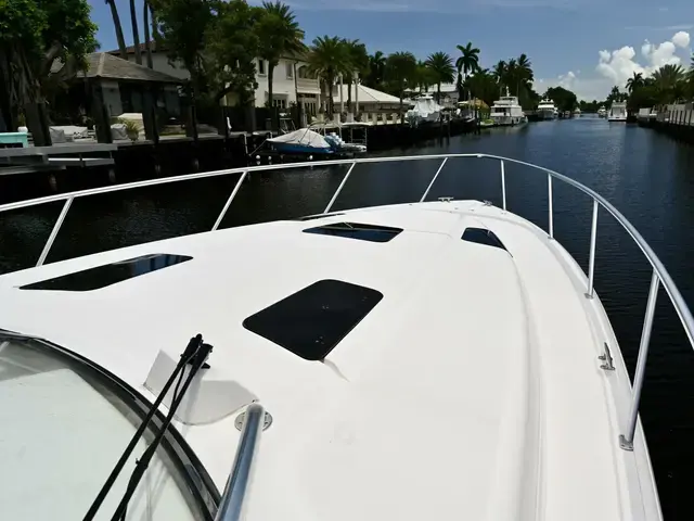 Intrepid Boats Sport Yacht