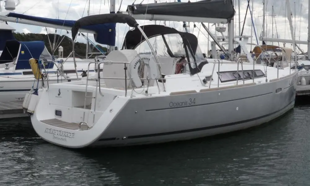 2015 Beneteau oceanis 34