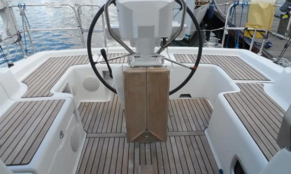 2015 Beneteau oceanis 34