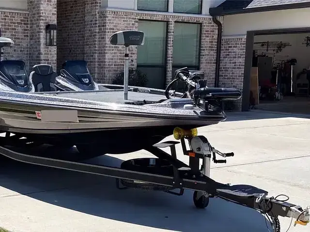 Skeeter FX21 LE