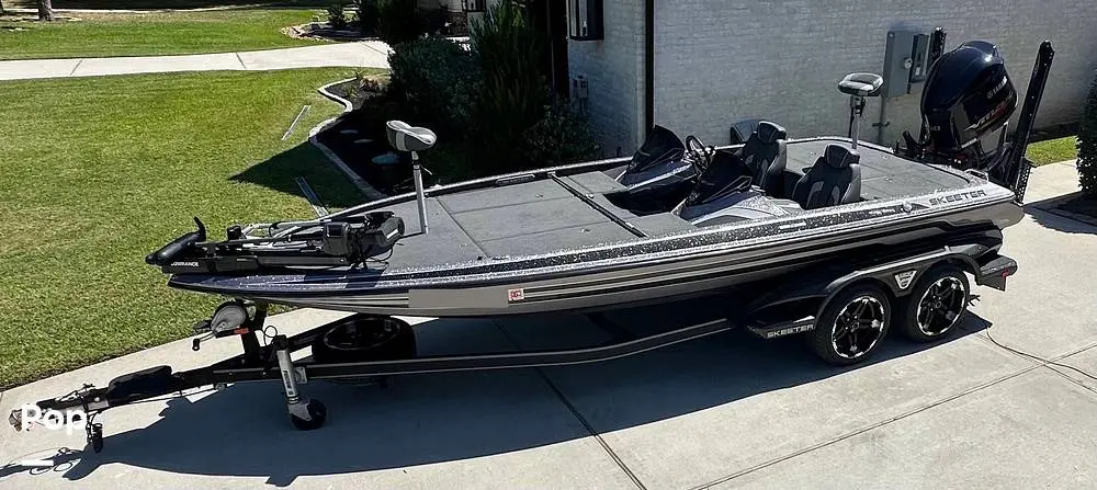 2018 Skeeter fx21 le