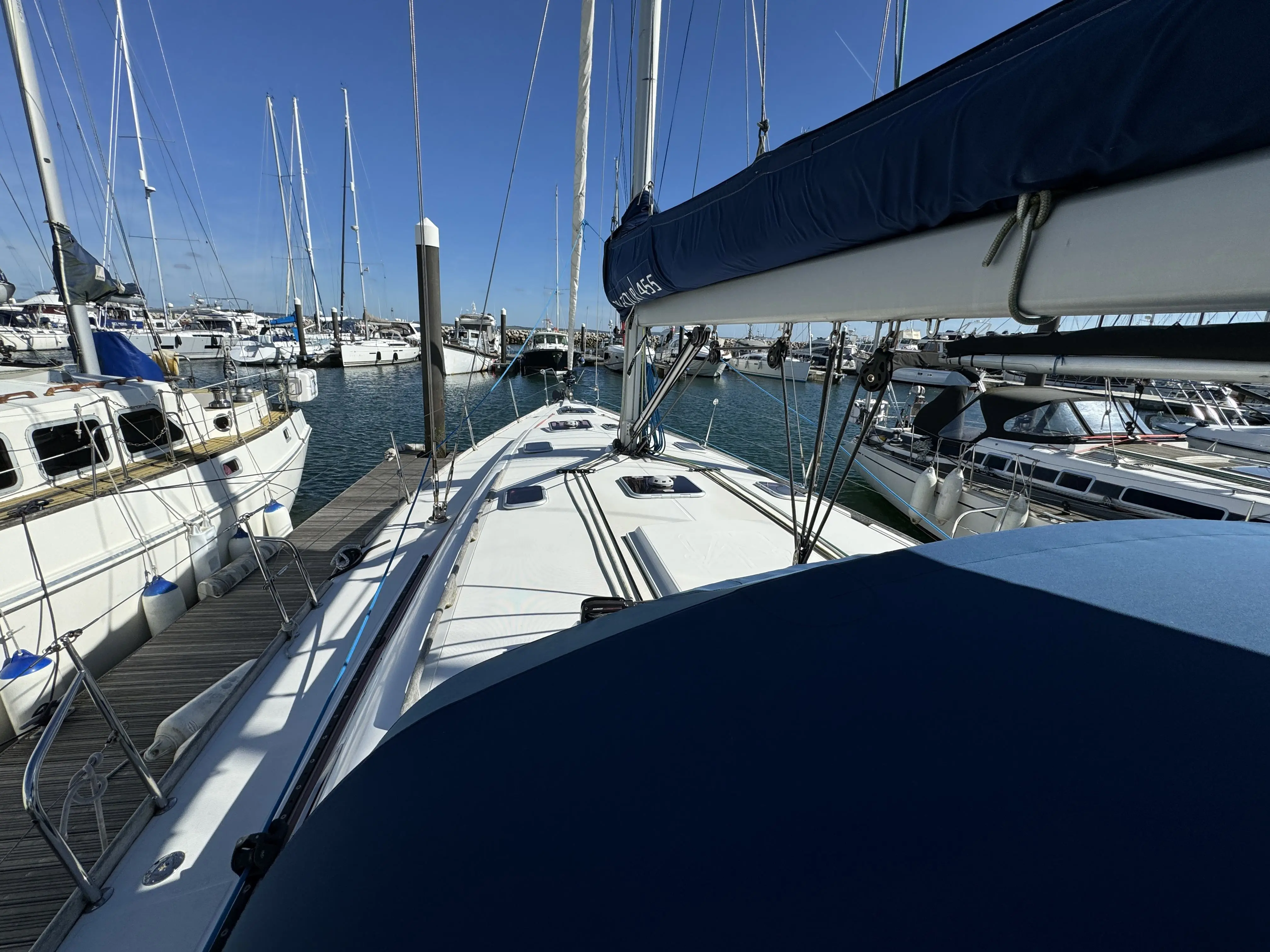 2009 Dufour 455 gl