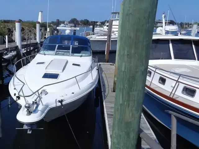 Sea Ray Sundancer 330