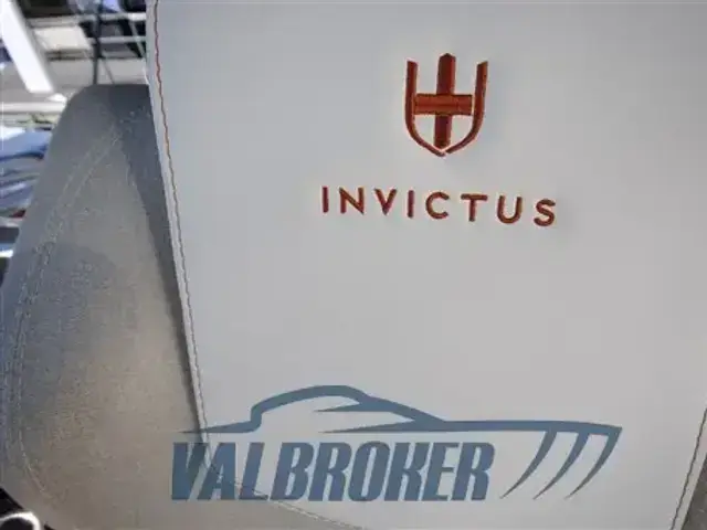 Invictus Boats Gt320