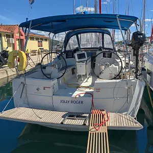 2018 Jeanneau Sun Odyssey 389