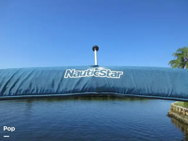 Nauticstar 243dc