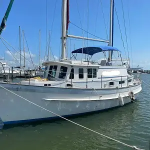 1976 Fales Navigator 38