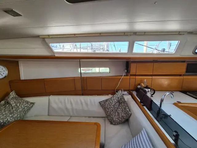 Jeanneau Sun Odyssey 379