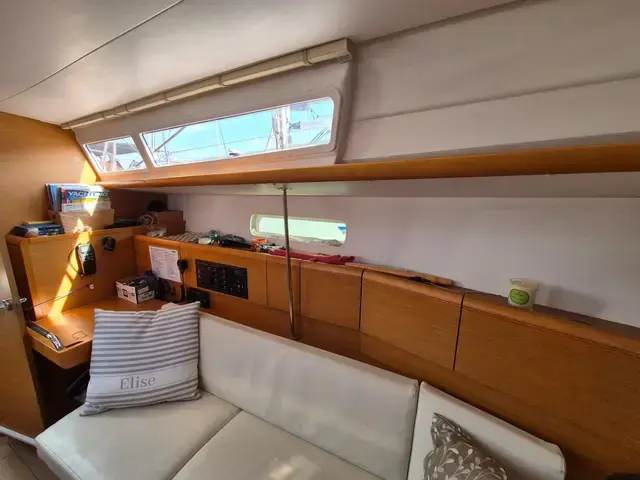 Jeanneau Sun Odyssey 379