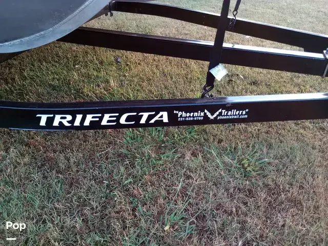 Trifecta 22 C2CS