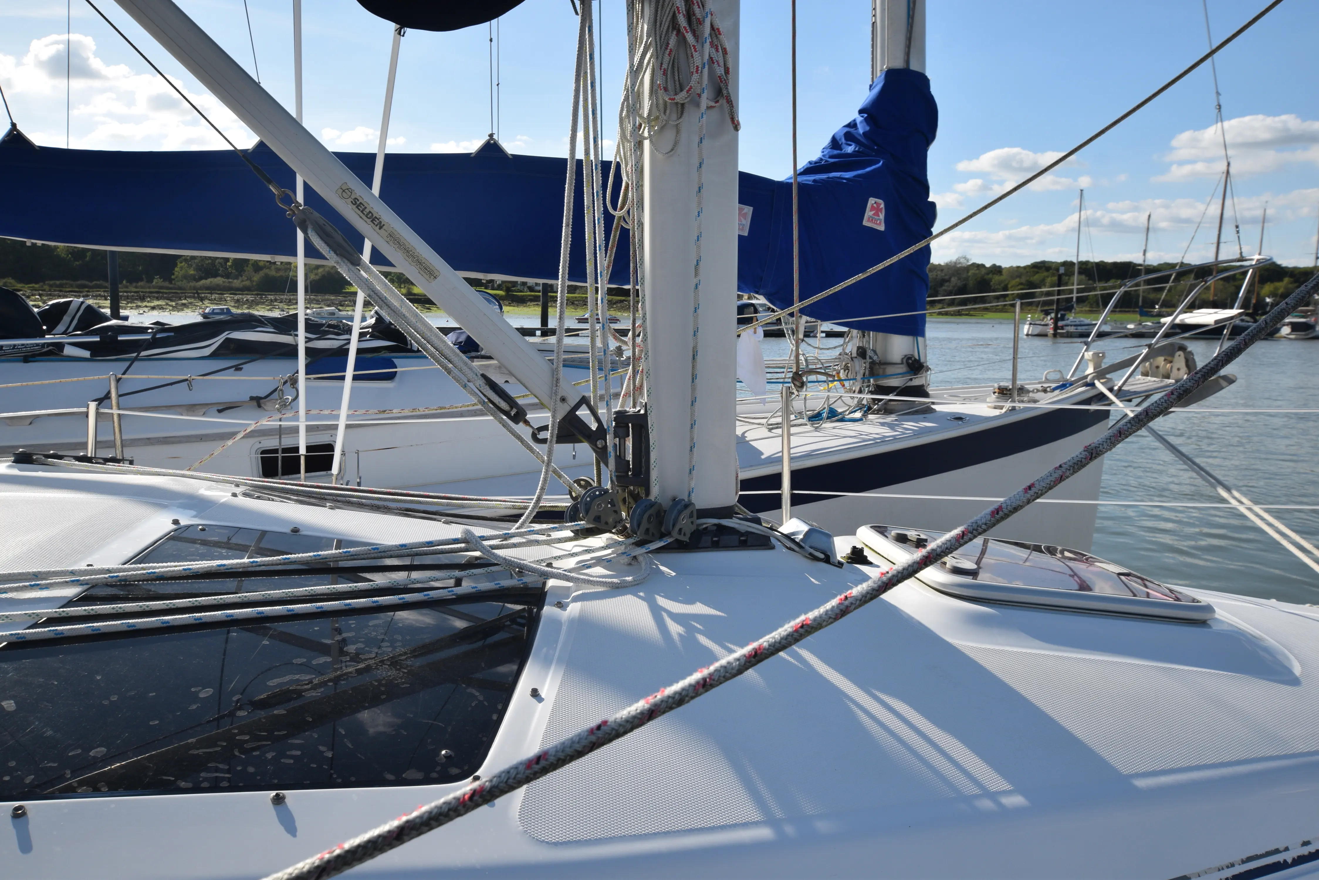 2008 Legend 33 - bilge keel