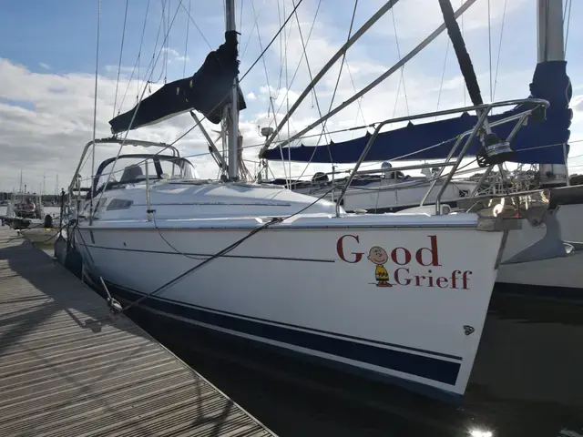 Legend 33 - Bilge keel